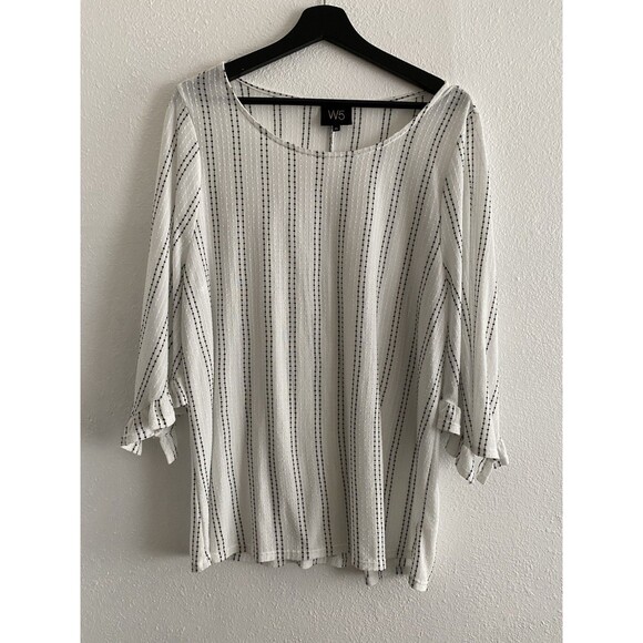 W5 Tops - W5 Anthropologie Women’s 1x Textured Top Blouse Lightweight Festival Boho H13